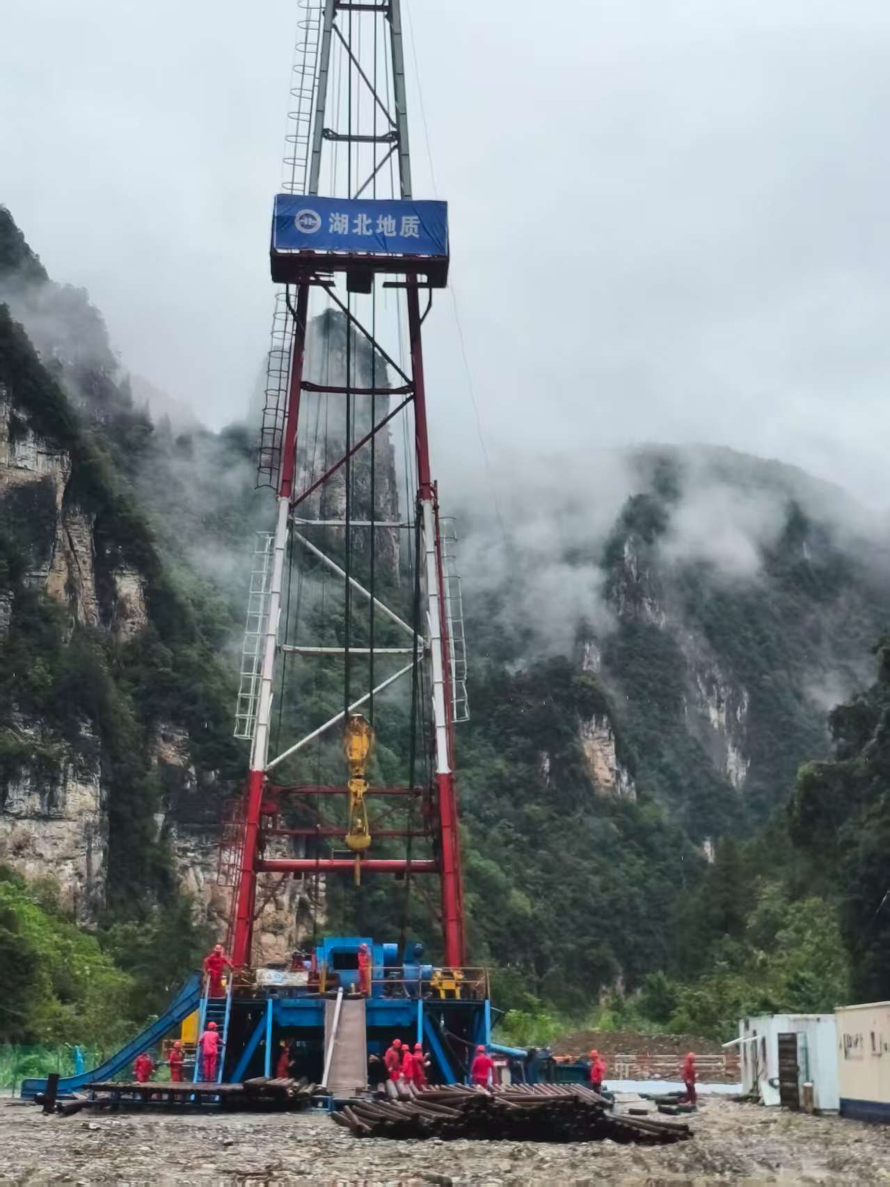 恩施页岩气项目钻井